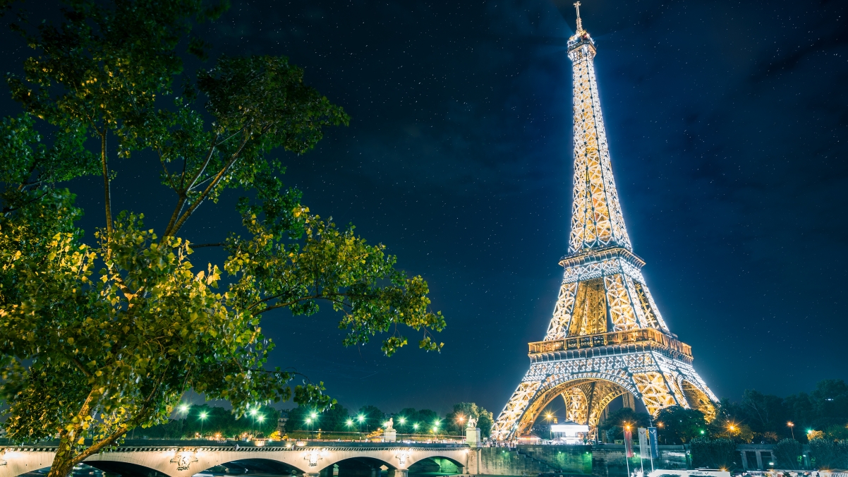 神奇巴黎 埃菲尔铁塔晚上风景4k壁纸