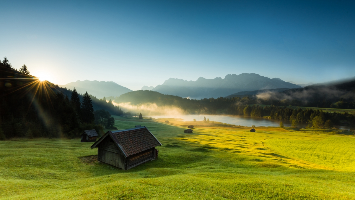 巴伐利亚 阿尔卑斯山 日出 木屋房子 湖 4k风景壁纸3840x2160