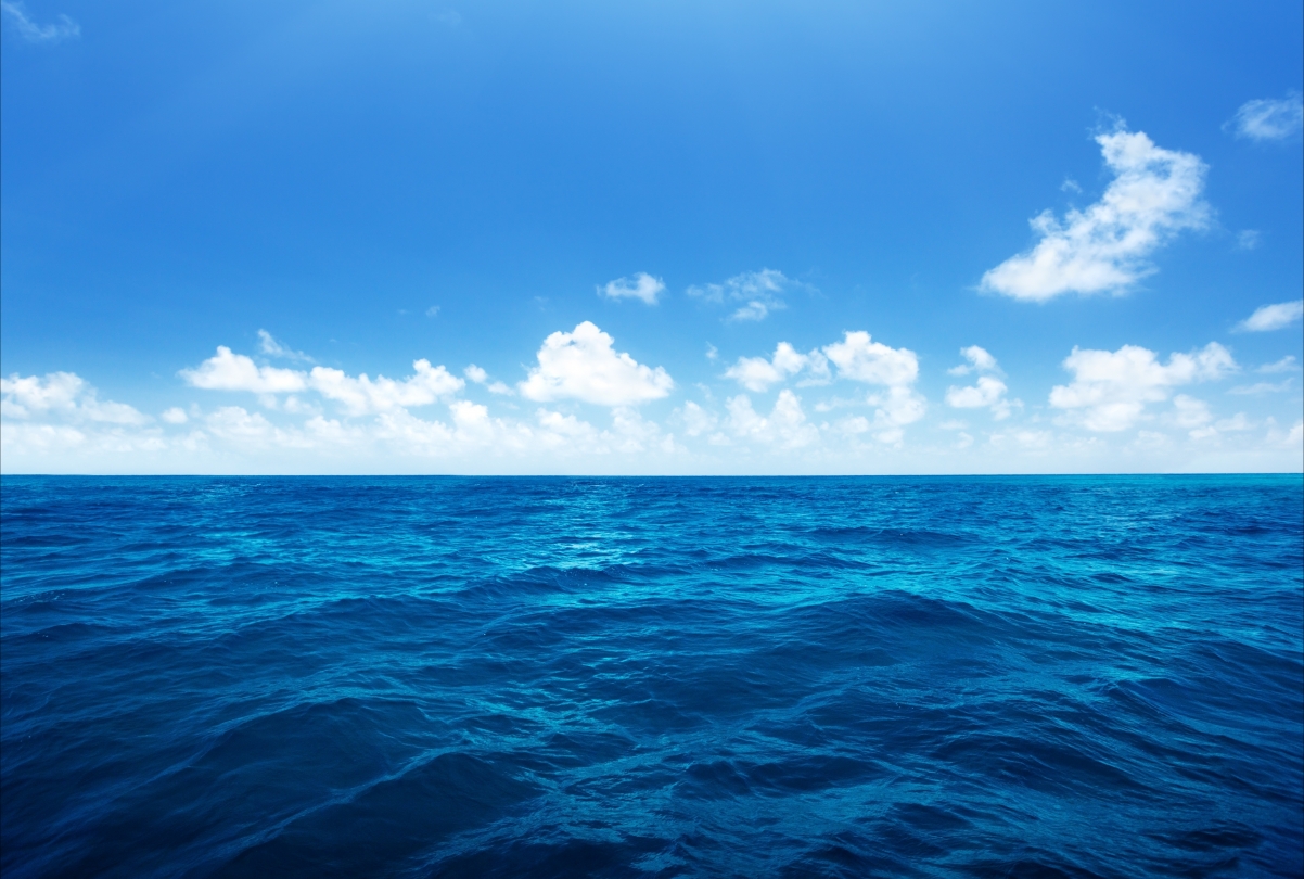 海洋 蓝色大海 天空 云 4K风景壁纸