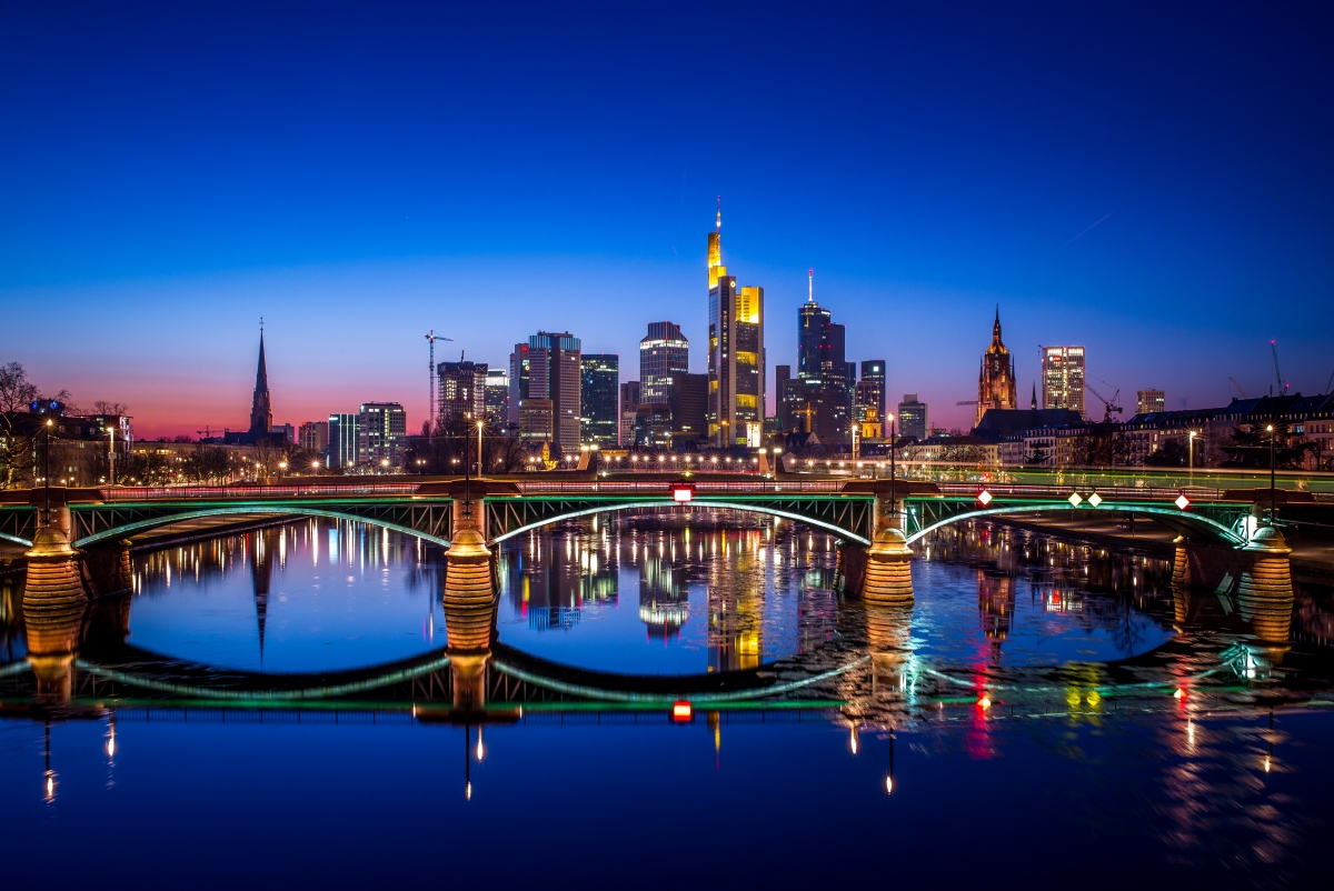 德国法兰克福 夜晚 桥 5k风景图片