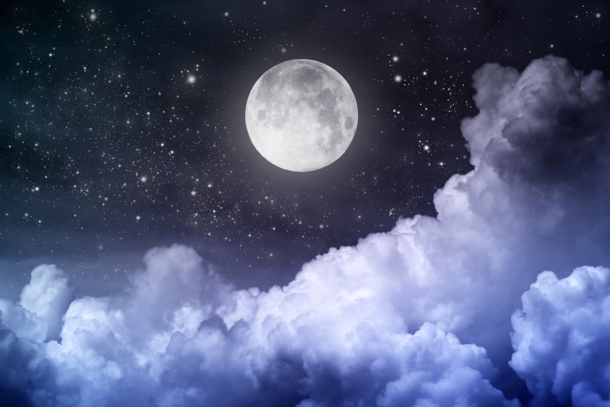 月亮月光的夜晚 午夜4K风景壁纸