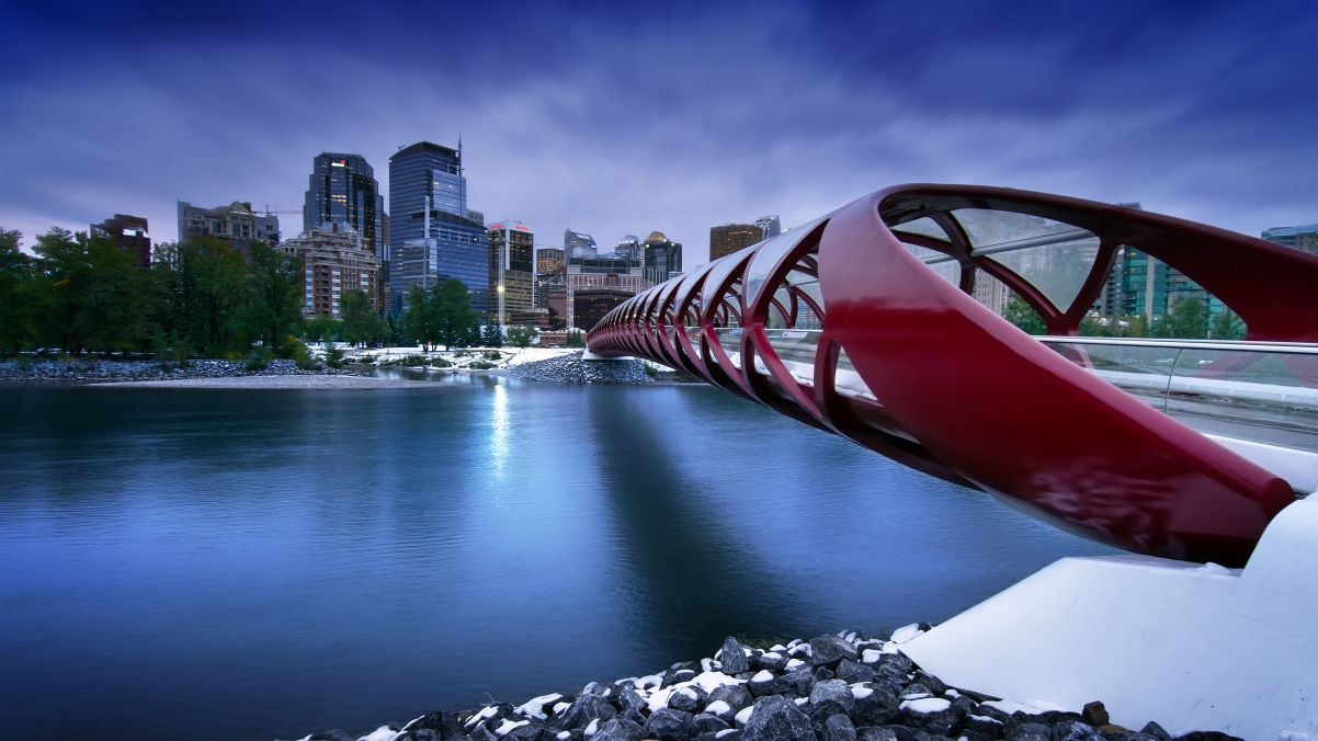 加拿大卡尔加里市和平桥4K风景壁纸