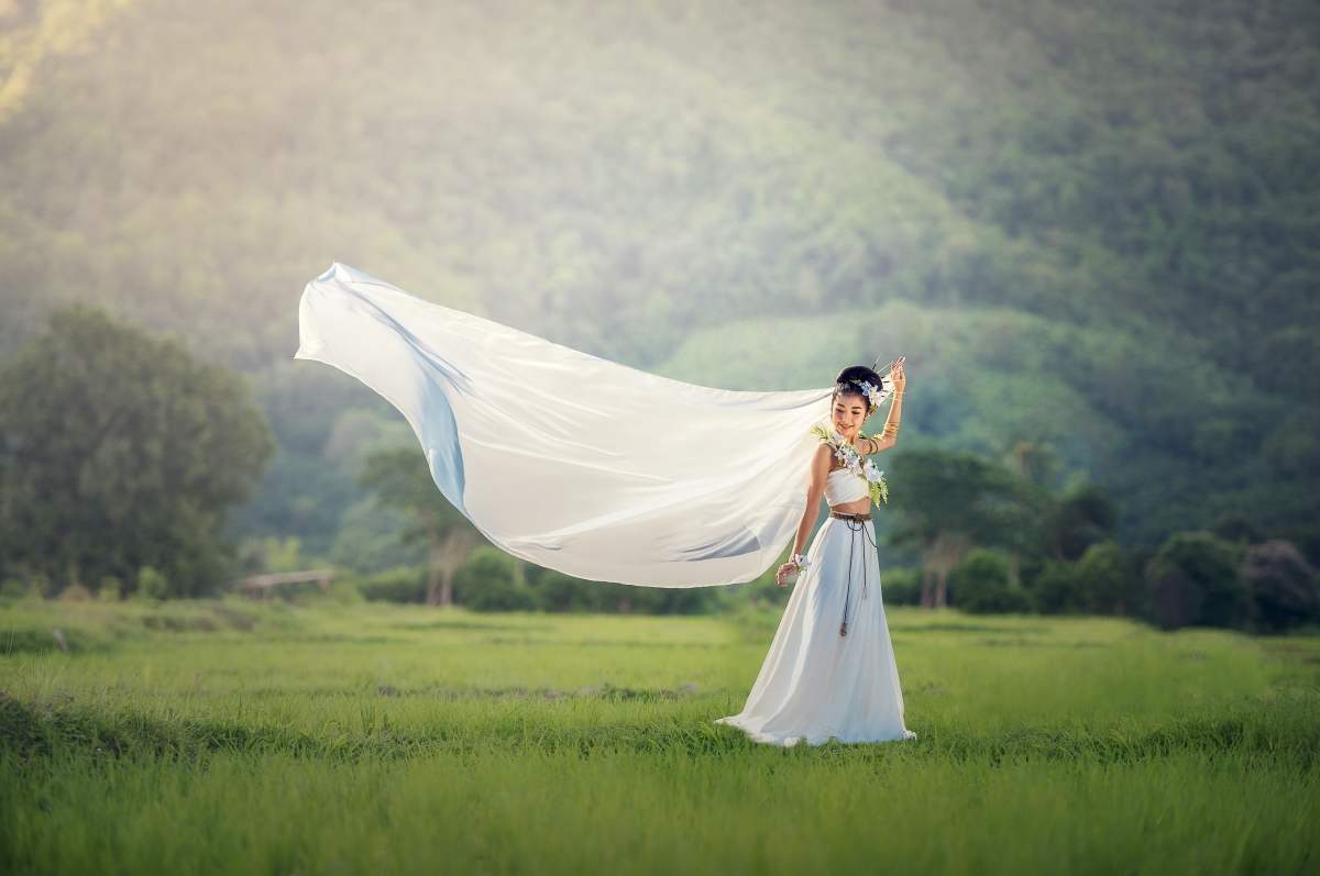 新娘 时尚婚礼 漂亮 可爱 连衣裙 5K摄影图片