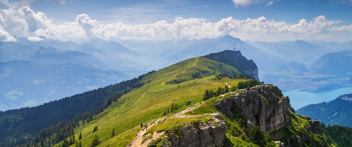 尼德峰niederhorn瑞士伯尔尼阿尔卑斯山3440x1440风景壁纸