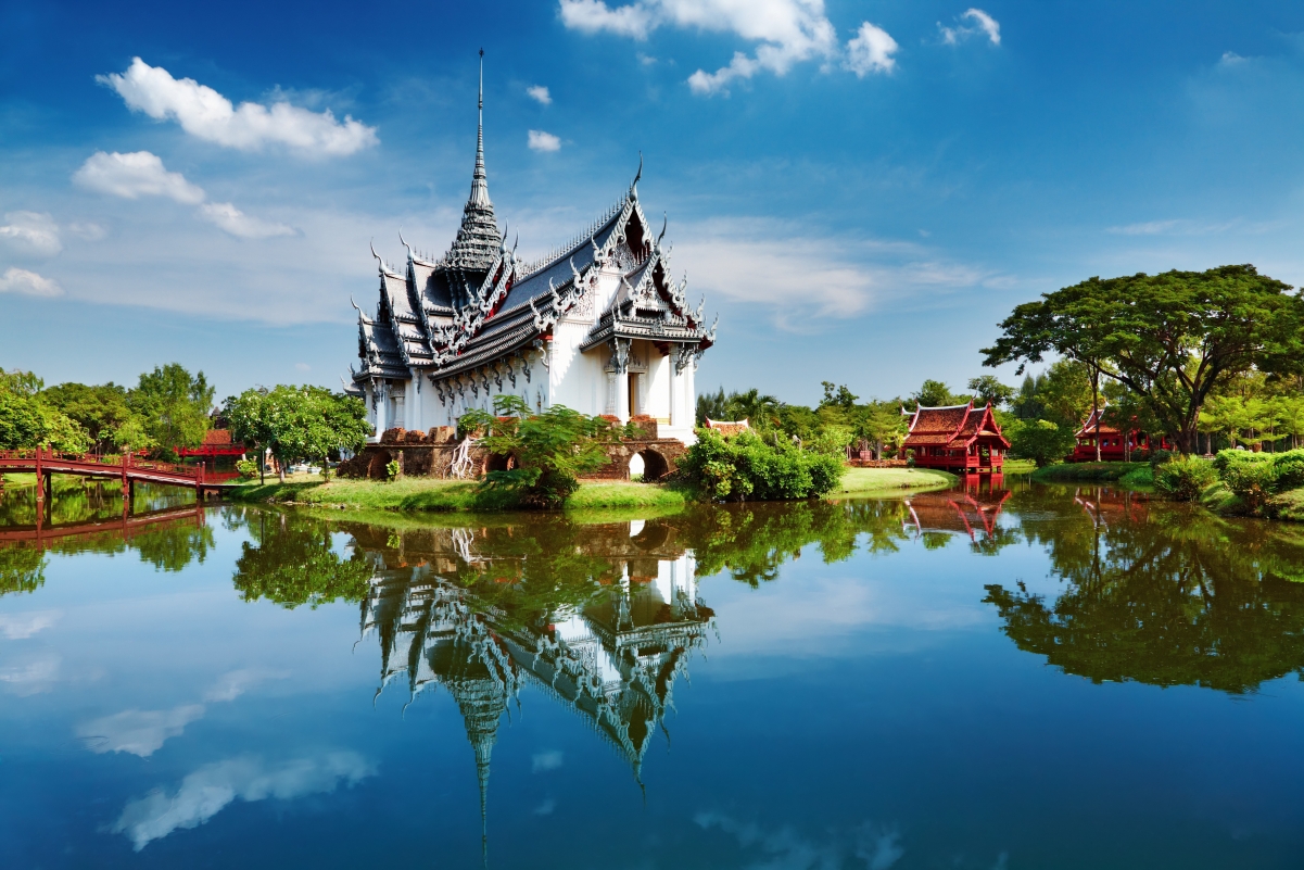 泰国泰国清莱灵光寺白庙图片素材_免费下载_jpg图片格式_VRF高清图片500950199_摄图网