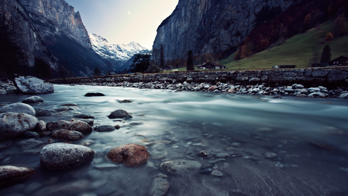瑞士劳特布龙嫩 山川 河流风景3840x2160壁纸