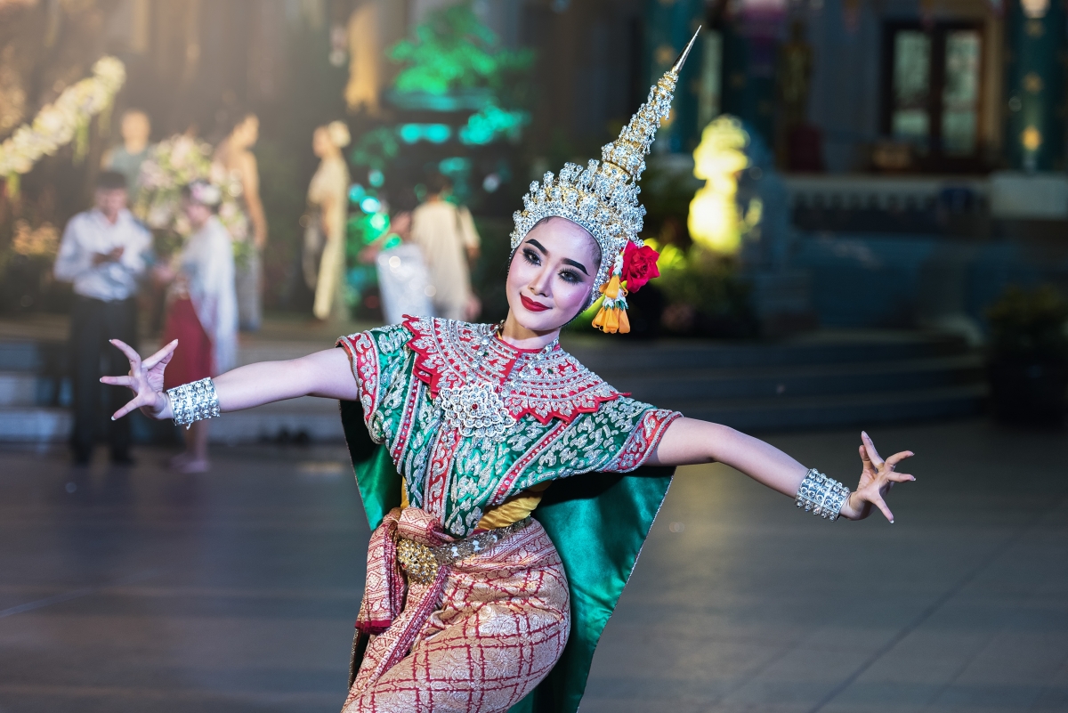 曼谷漂亮美女舞蹈4k壁纸