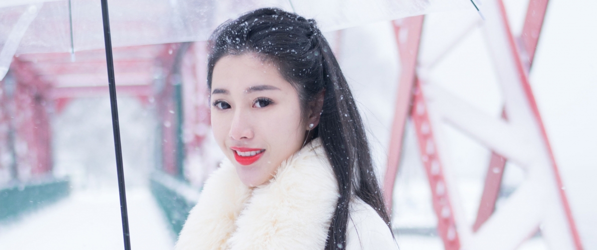 陈嘉嘉Tiffany雪中倩影，惊艳4K高清壁纸，3440x1440超清下载