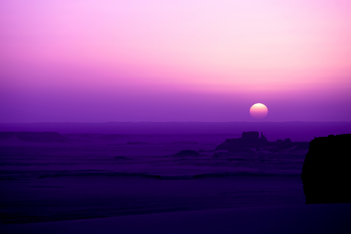 紫色色早晨 沙漠 4k壁纸