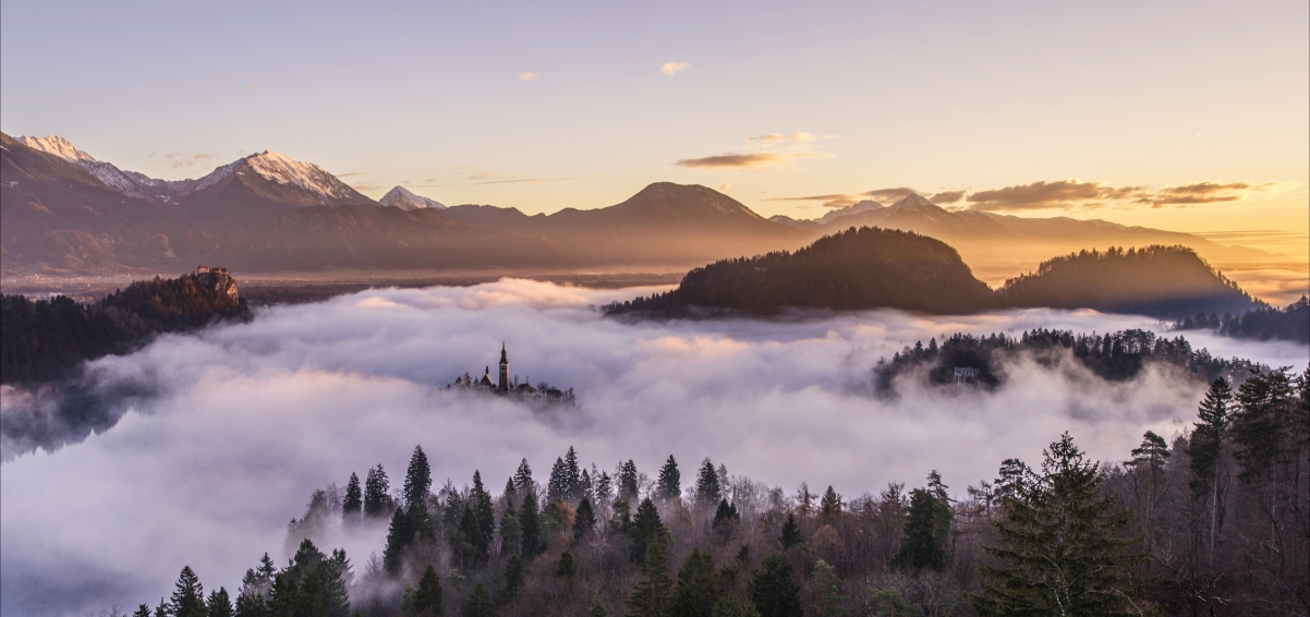 云雾缭绕风景4k图片