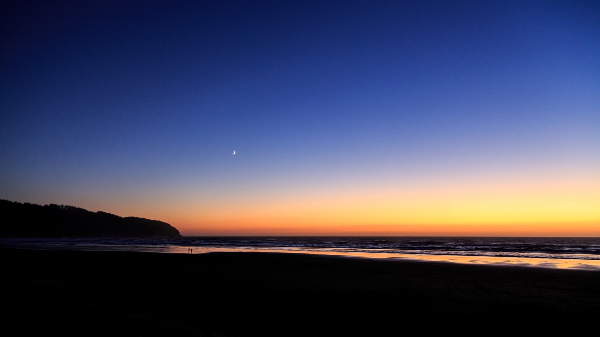 俄勒冈海角绝美日落，高清4K风景壁纸，3840x2160分辨率，一键下载！
