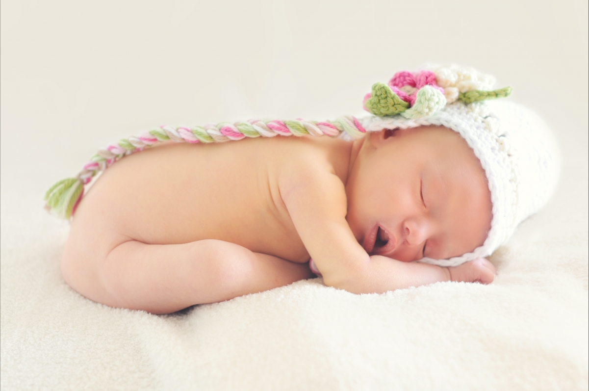 婴儿 女婴 宝宝睡觉 4k壁纸