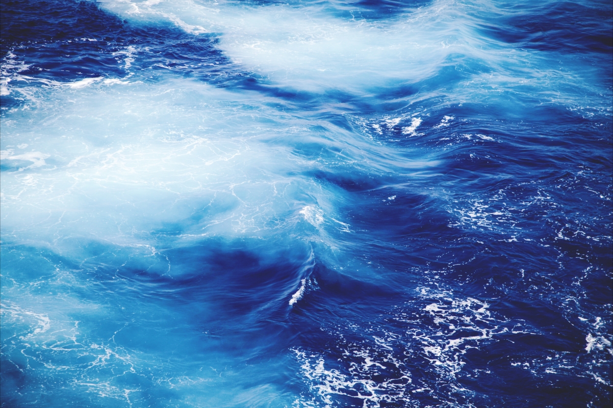 蓝色的海洋 大海 海波 海浪 5K壁纸