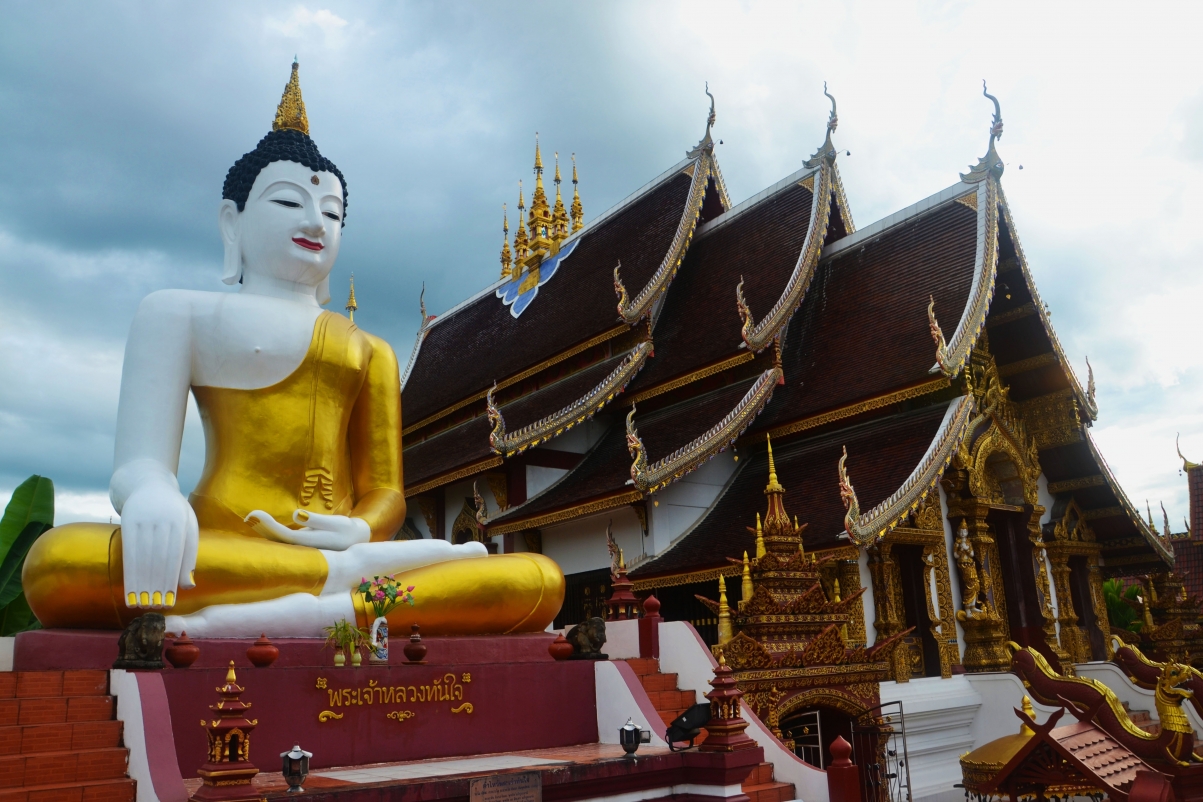 泰国寺庙雕像风景图片
