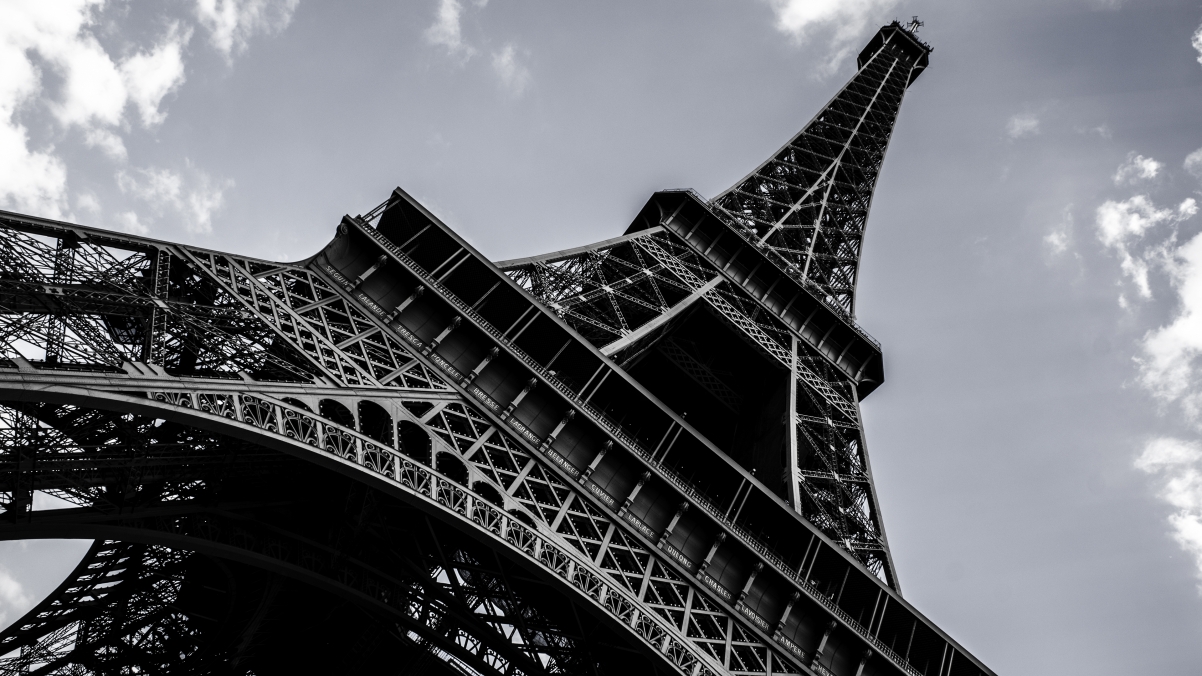 法国巴黎 建筑 黑白照片 埃菲尔铁塔4K壁纸