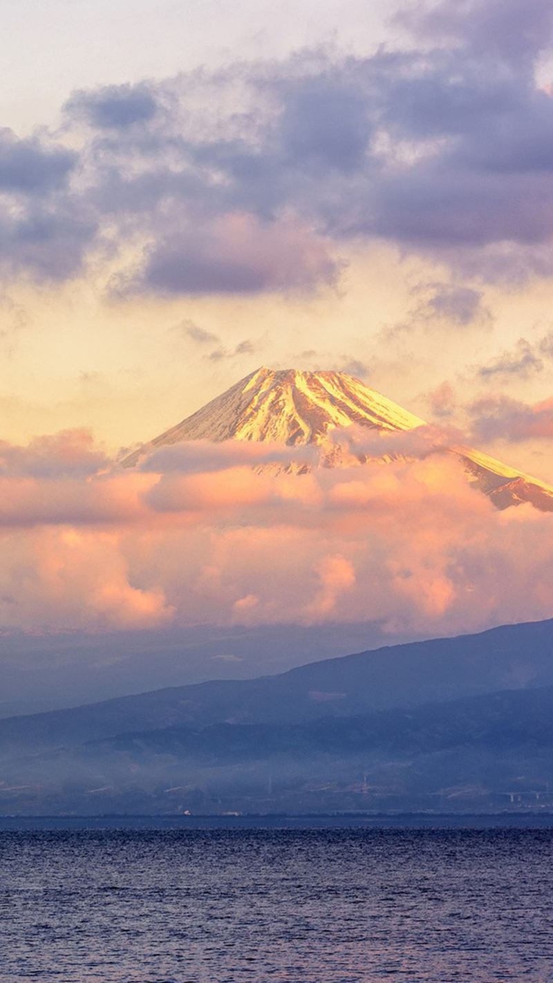 手机H5背景图，彩色云霞山峰，文艺清新JPG素材下载