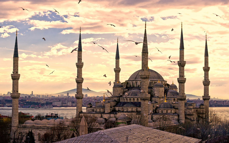 壮观土耳其清真寺摄影风景旅游海报