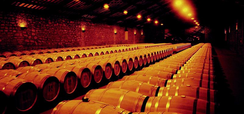 酒窖葡萄酒图片