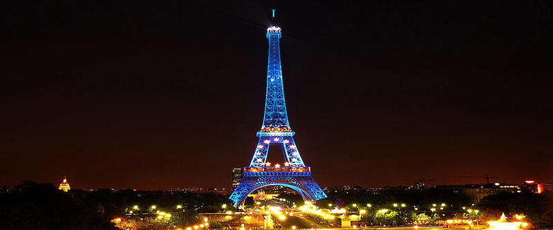 巴黎埃菲尔塔夜景旅游海报背景图