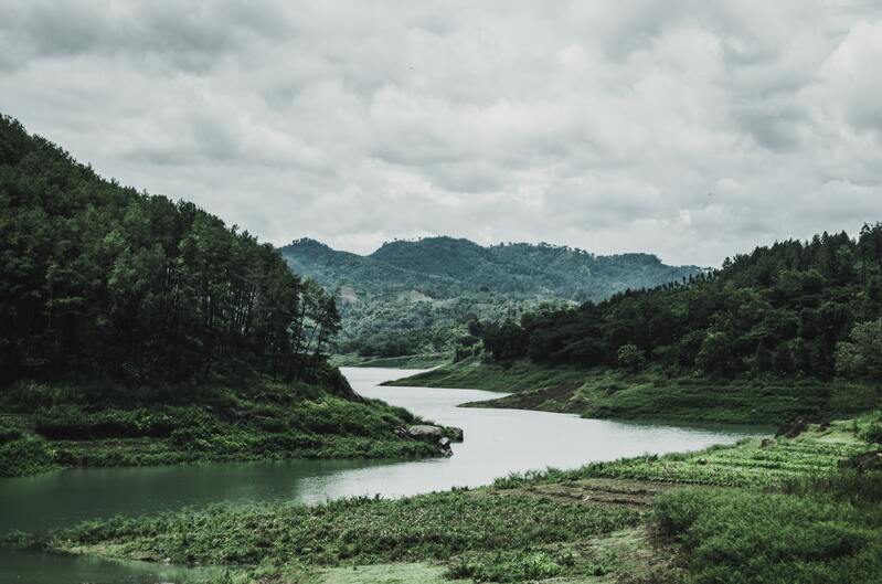 山水天空美景高清JPG摄影作品，精选风景图片设计素材下载