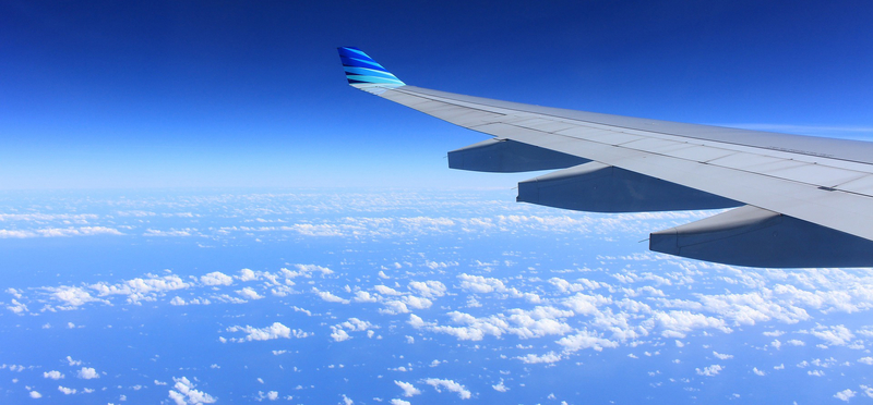 高清飞机机翼JPG图片，绝美风景素材，设计必备，免费下载