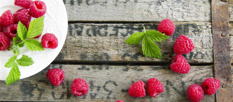 美食树莓覆盆子蔓越莓水果背景