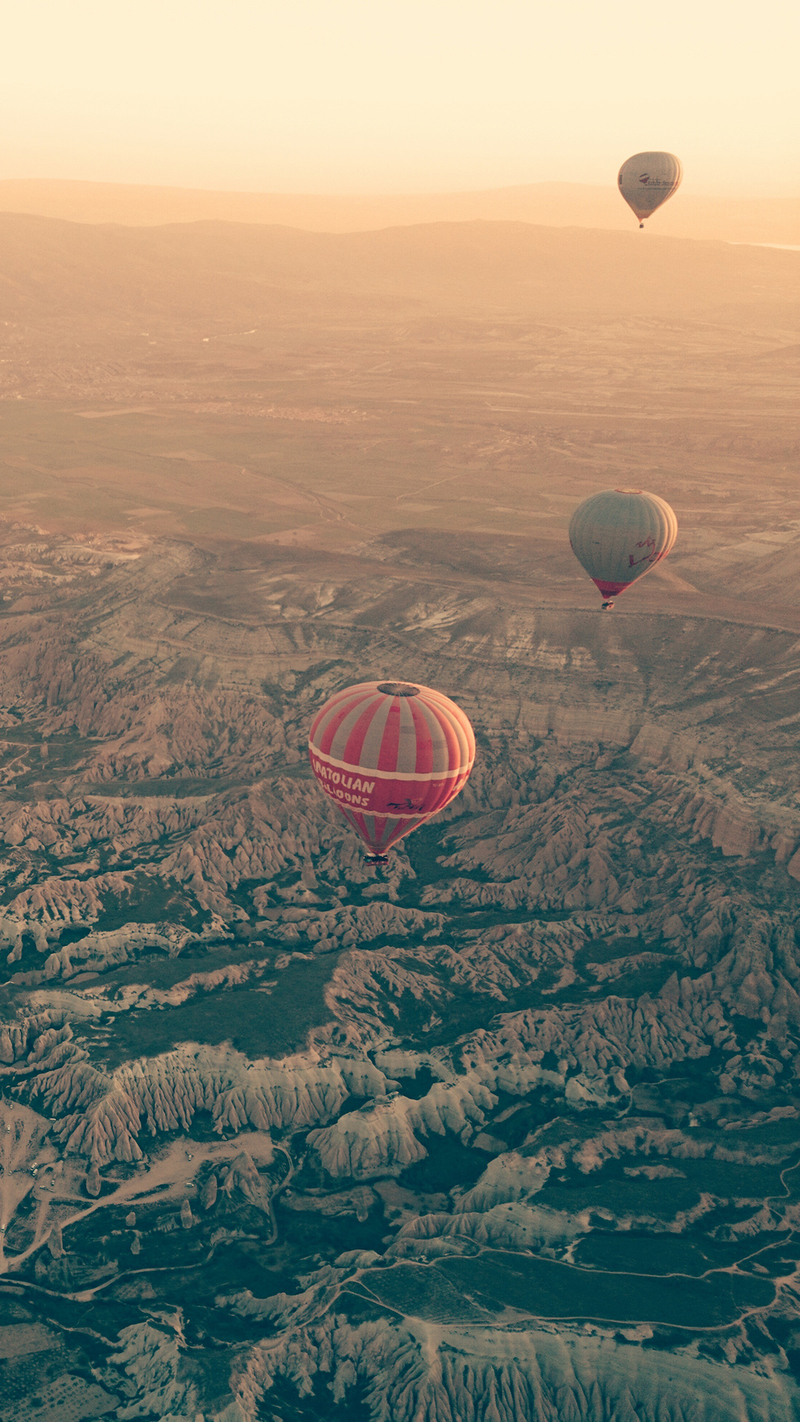 土耳其热气球旅游大气H5背景