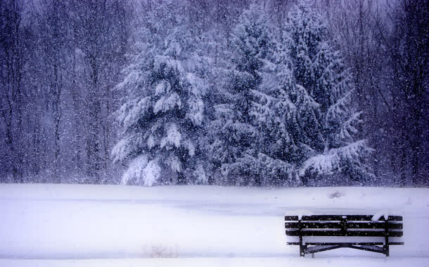高清创意唯美冬天雪景椅子合成