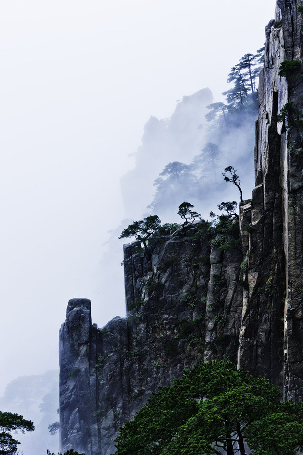 手绘山水风景插画