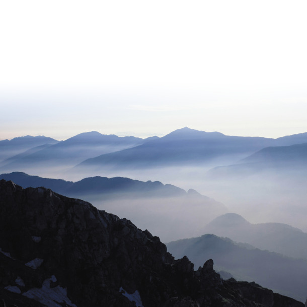 山雾缭绕绝美风光，高清PNG透明背景，摄影风景图片素材下载