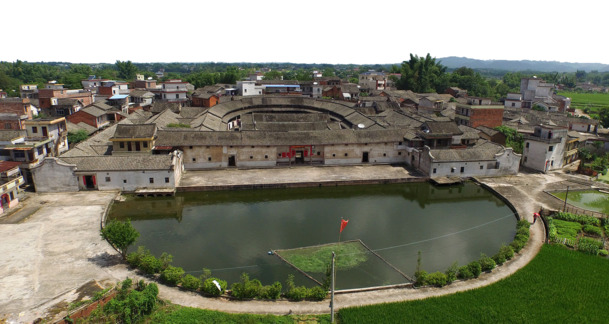 客家围龙屋建筑全景，高清PNG透明背景，摄影风光，设计素材下载