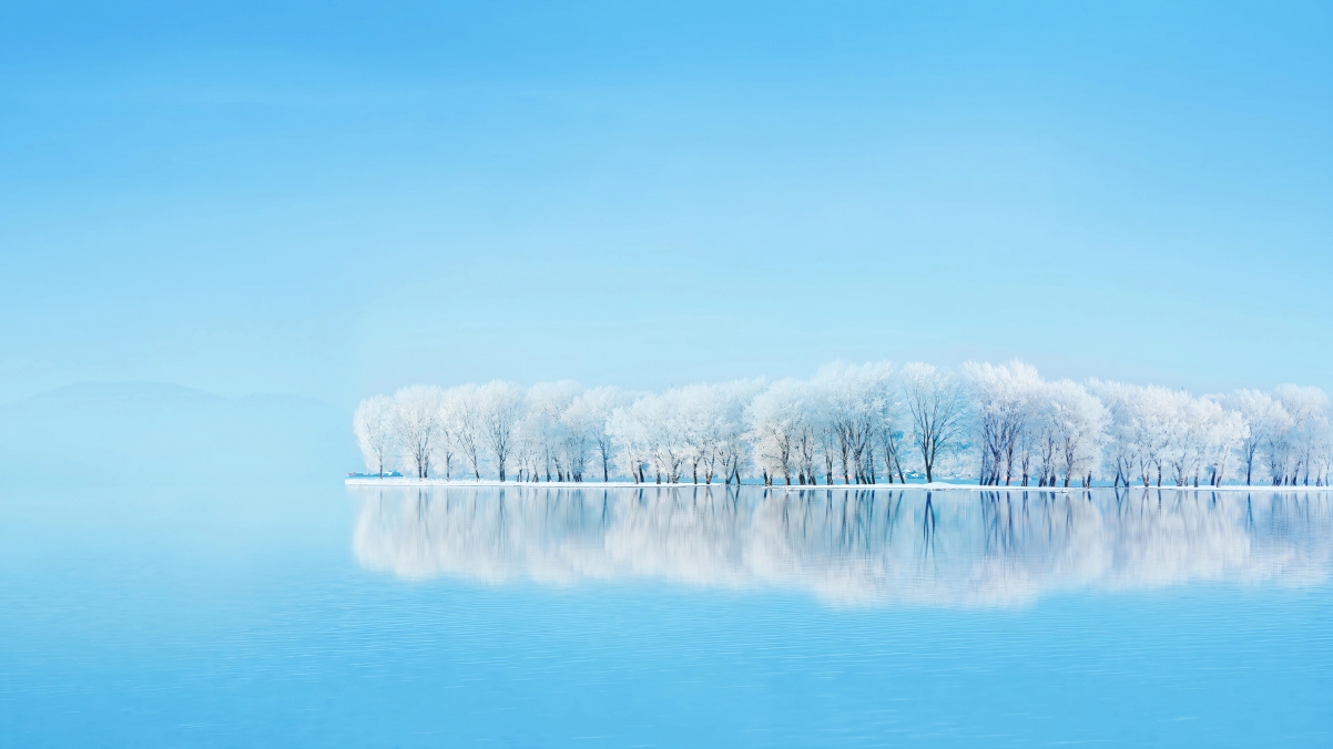 冬天 雪景 湖水 树林 倒影 华为内置风景4K壁纸