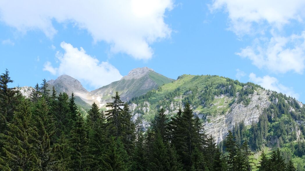 自然之美，树木岩石山脉云景，超高清4K壁纸（3840x2160）免费下载