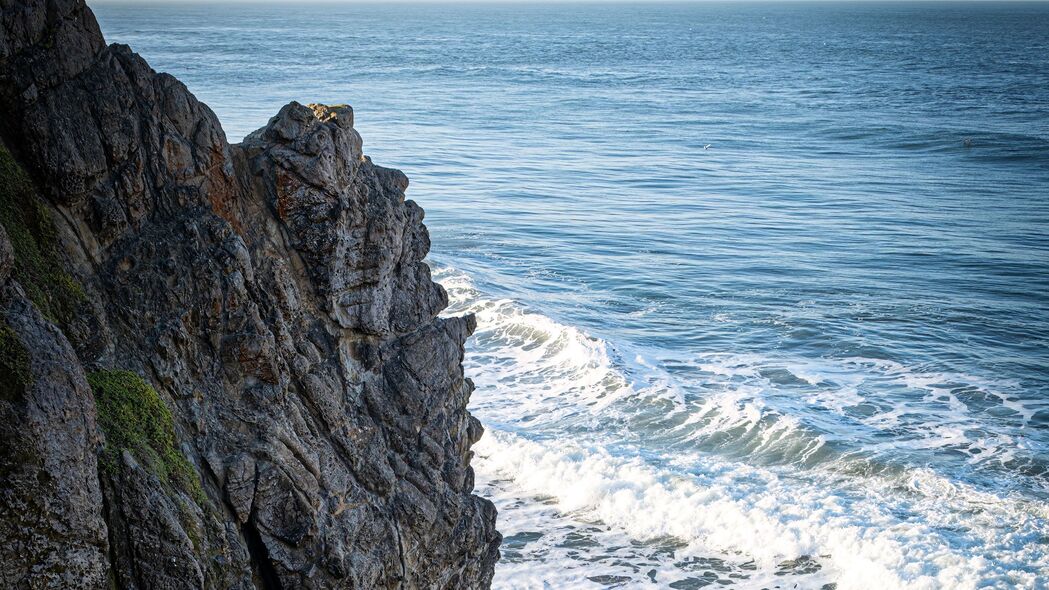 岩石 悬崖 海岸 大海 波浪 4k壁纸 3840x2160