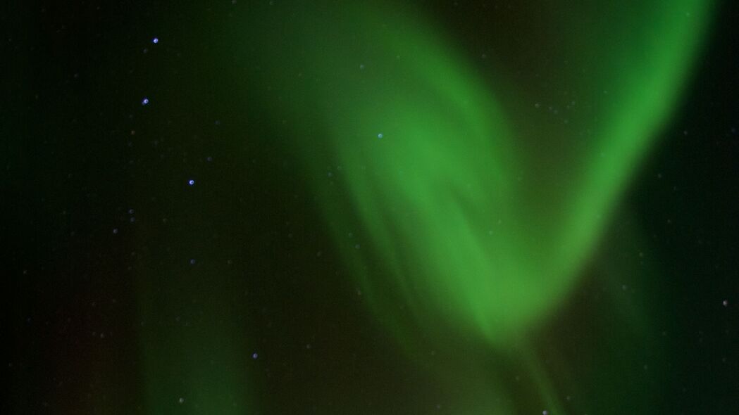 北极光 极光 夜晚 绿色 芬兰 4k壁纸 3840x2160
