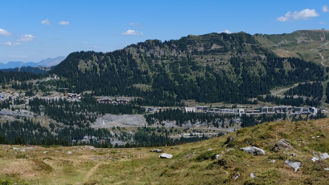 高清4K自然风景，山石小径树木壁纸，3840x2160超清下载