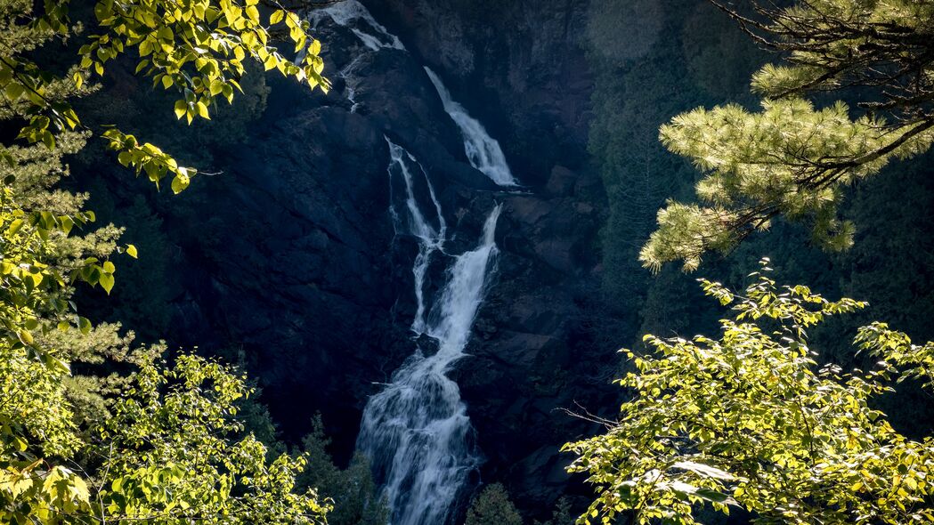 瀑布 岩石 树木 景观 自然 4k壁纸 3840x2160