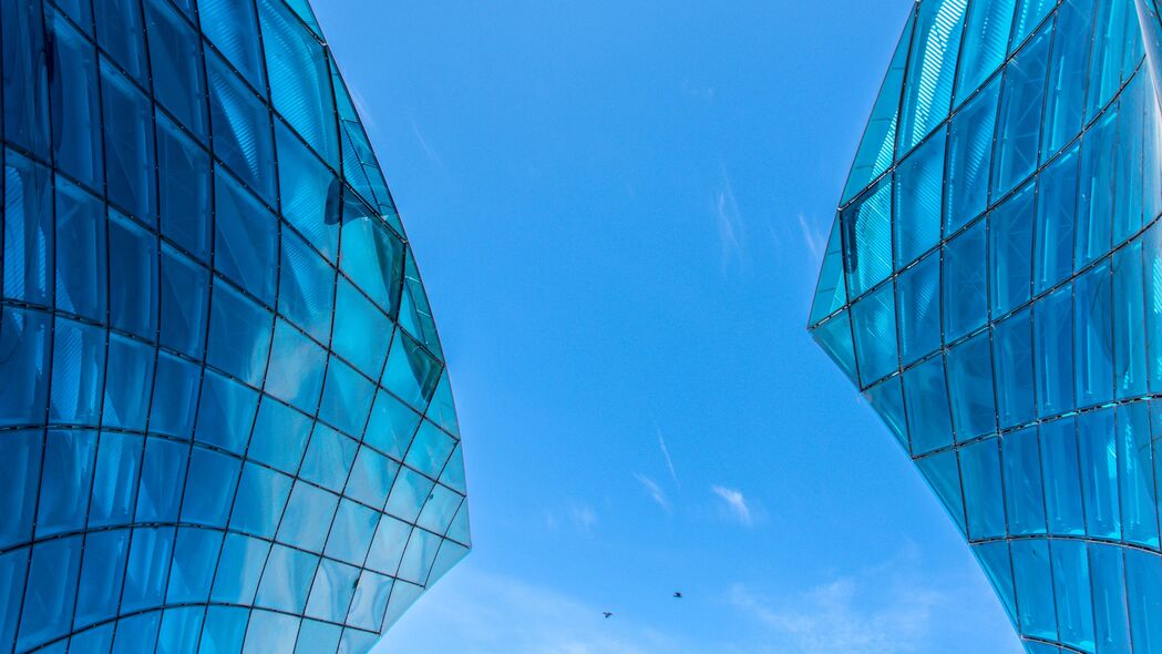 建筑 底视图 建筑 玻璃 天空 蓝色 4k壁纸 3840x2160