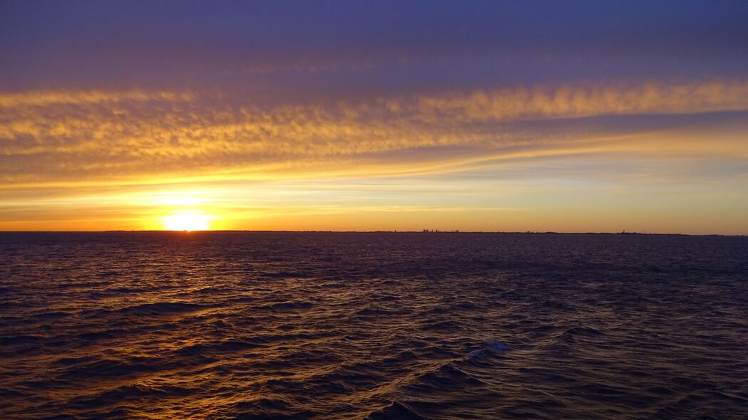 4K高清壁纸，大海日落，海浪拍岸，地平线美景，3840x2160极致享受