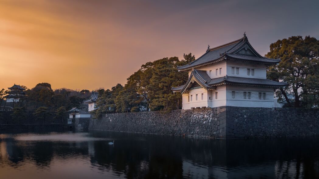 河畔建筑之美，高清4K立面壁纸，3840x2160极致视觉享受