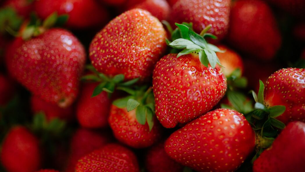 草莓 浆果 红色 食品 4k壁纸 3840x2160
