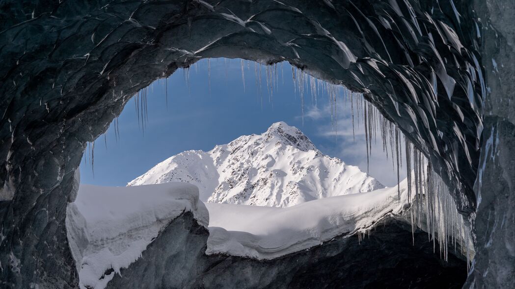 绝美洞穴、冰川、雪山4K高清壁纸，3840x2160分辨率，免费下载！