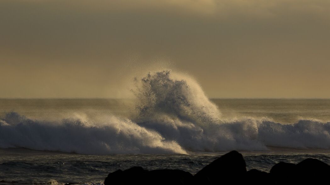 波浪 飞溅 大海 石头 自然 4k壁纸 3840x2160
