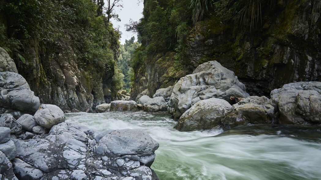 岩石 河流 水 溪流 石头 自然 4k壁纸 3840x2160