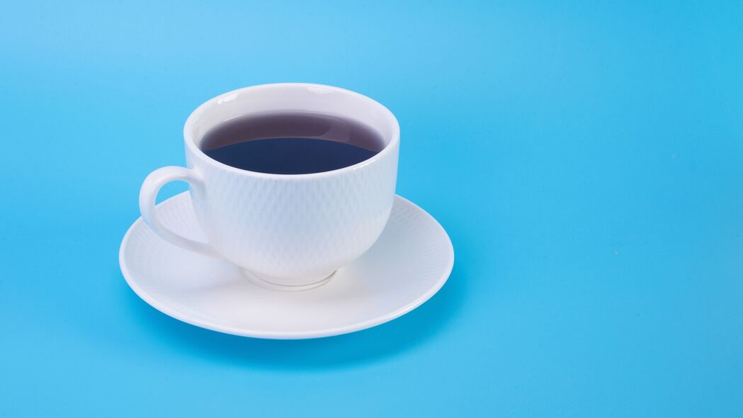 咖啡 饮料 杯子 茶托 蓝色 4k壁纸 3840x2160