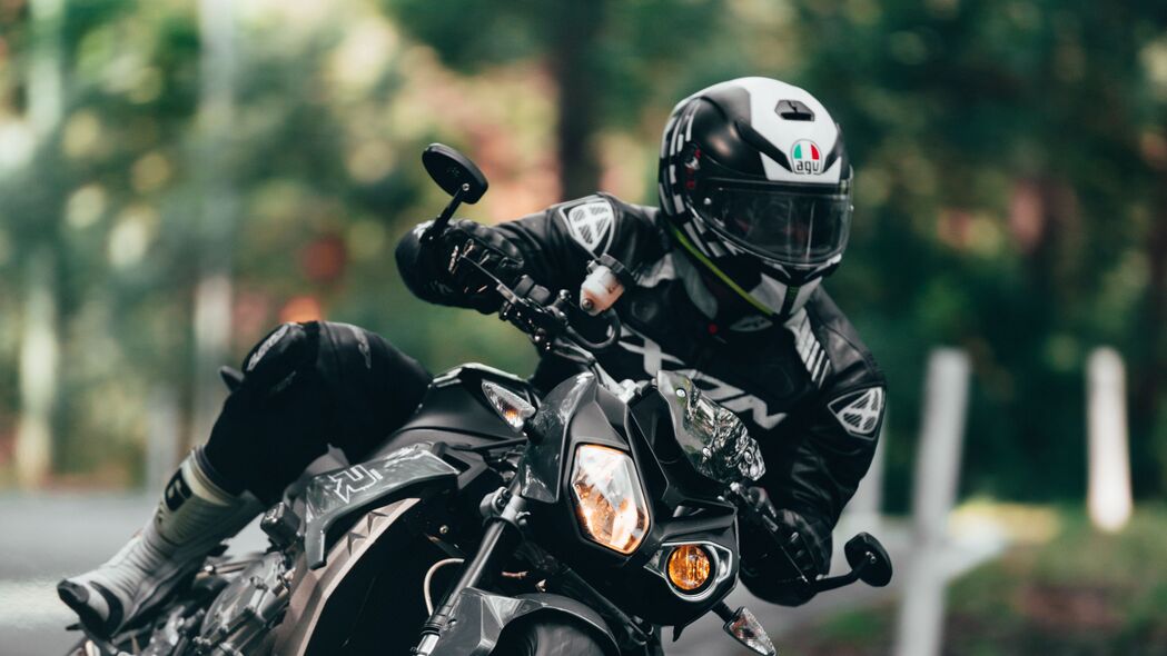 摩托车 摩托车手 自行车 运动自行车 黑色 摩托车 4k壁纸 3840x2160