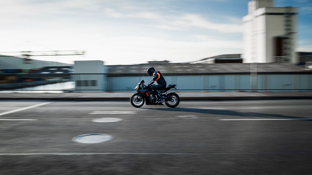 摩托车 摩托车手 速度 道路 4k壁纸 3840x2160