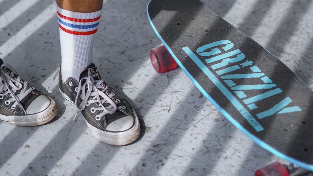 滑板 滑板 溜冰者 腿 运动鞋 风格 4k壁纸 3840x2160