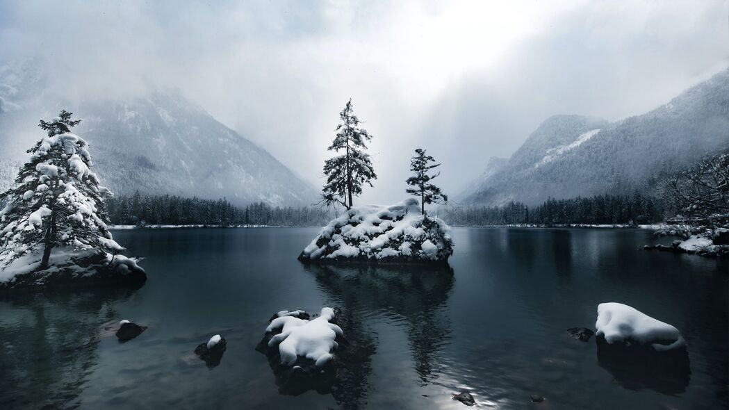 山脉 湖泊 森林 树木 雾 雪 冬季 4k壁纸 3840x2160