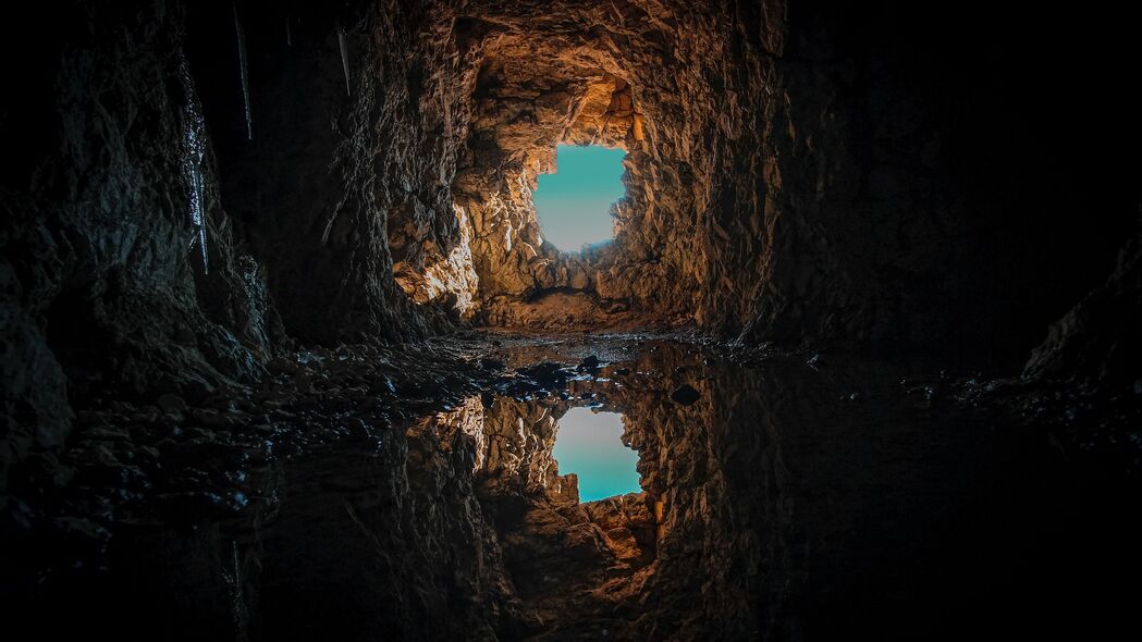 洞穴 水坑 水 反射 4k壁纸 3840x2160